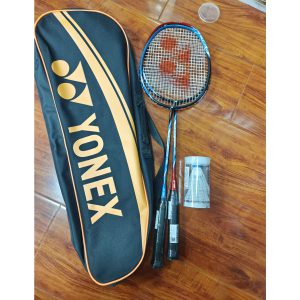 尤尼克斯羽毛球拍